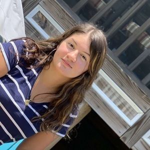 Meet your Posher, Melissa